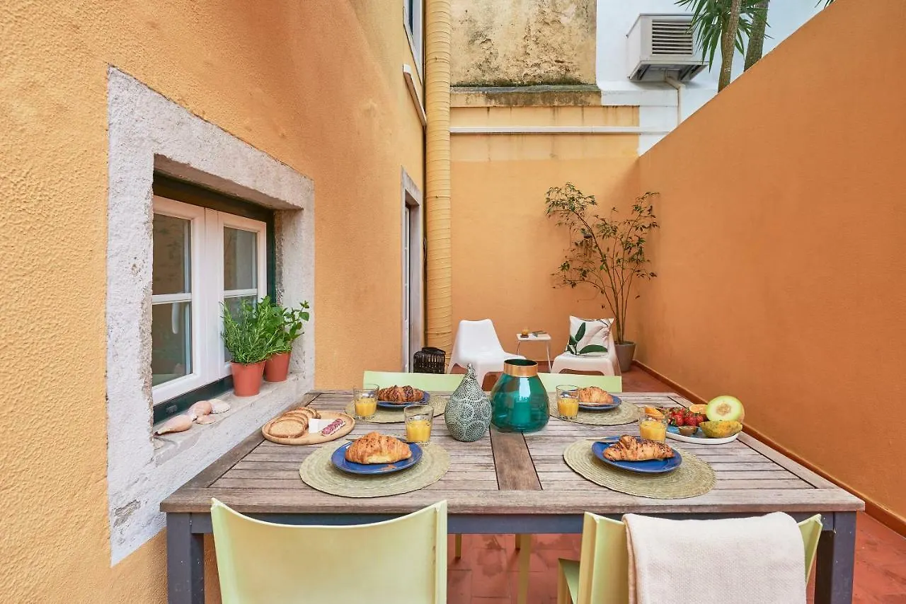 Styling Apartment In Historic Center Lisboa Portugal